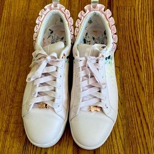 Cute Ted Baker sneakers great for spring/summer fits